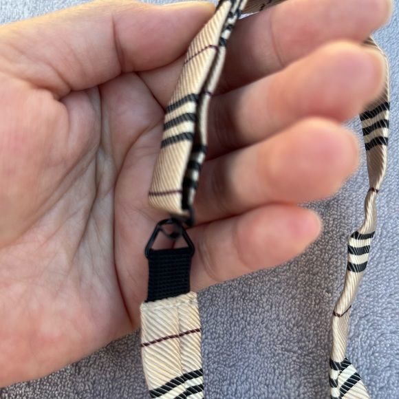 Burberry Kids Necktie (PRICE FIRM❤️) - Picture 12 of 14